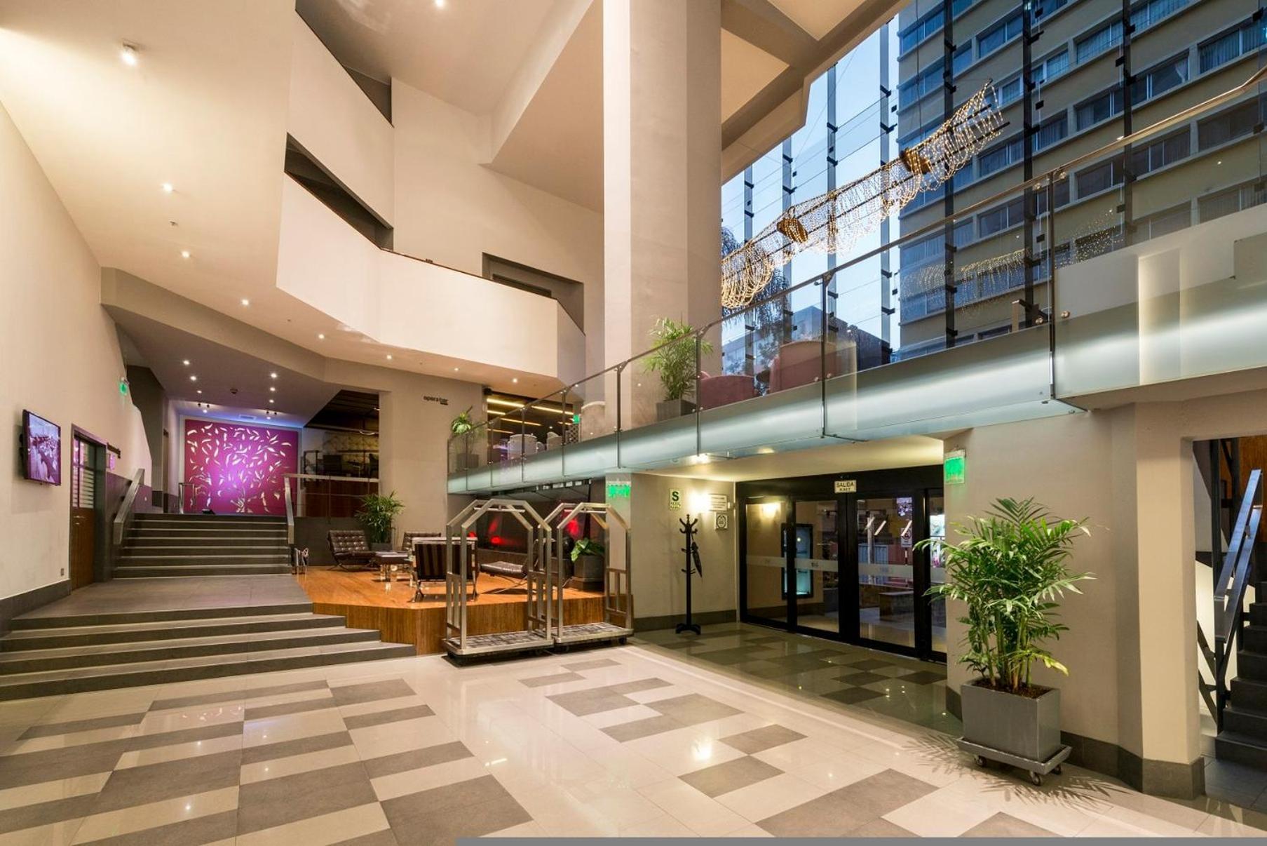 Crowne Plaza Lima By Ihg Hotel Exterior foto Lobby